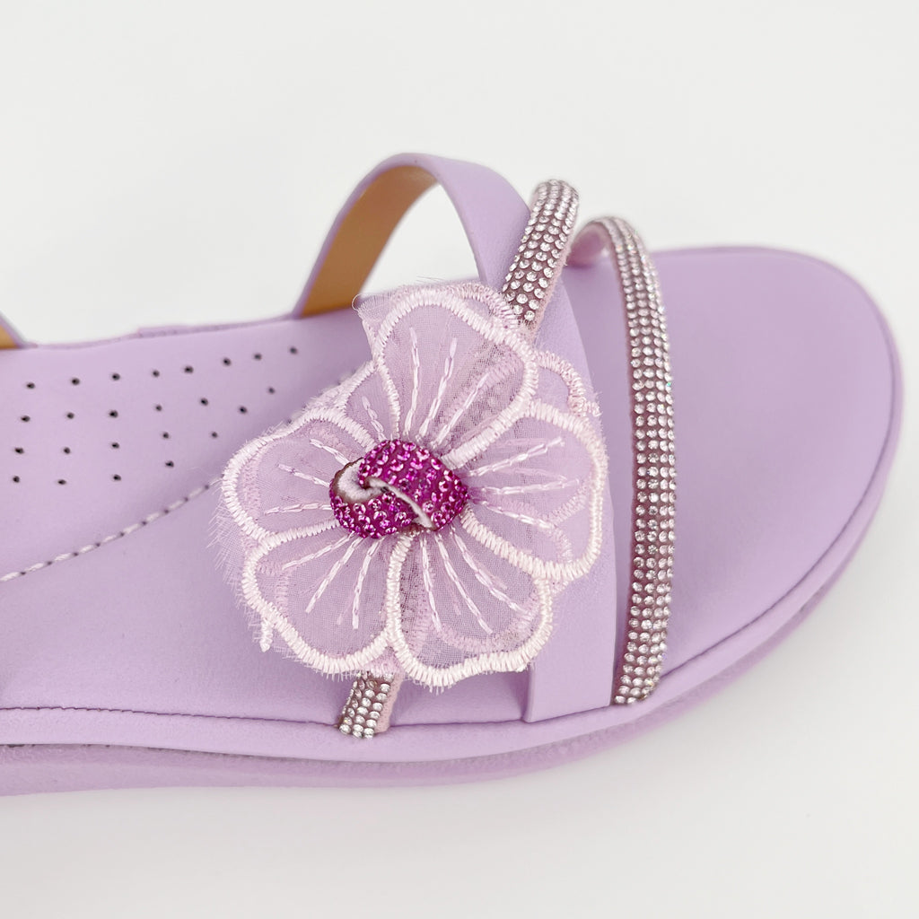 ZC Women's Floral Embroidered Rhinestone Flat Sandals – Wholesale | Comfort Fit | Multi-Color Options