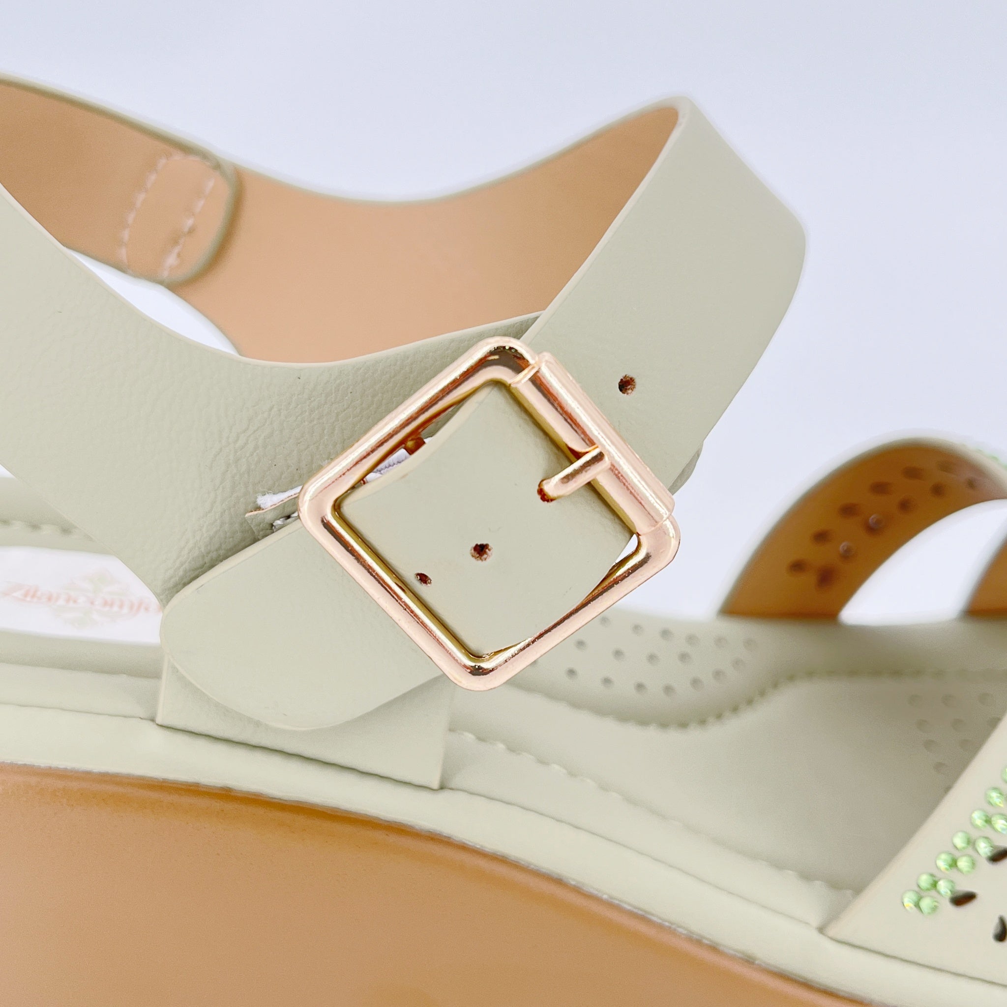 ZC Women's Teardrop Cutout Crystal Cross-Strap Wedge Sandals – Wholesale | Breathable Comfort | Multi-Color Options